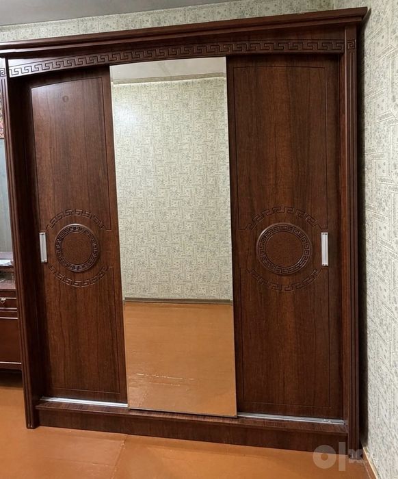 Продаю шкаф в хорошем состоянии.