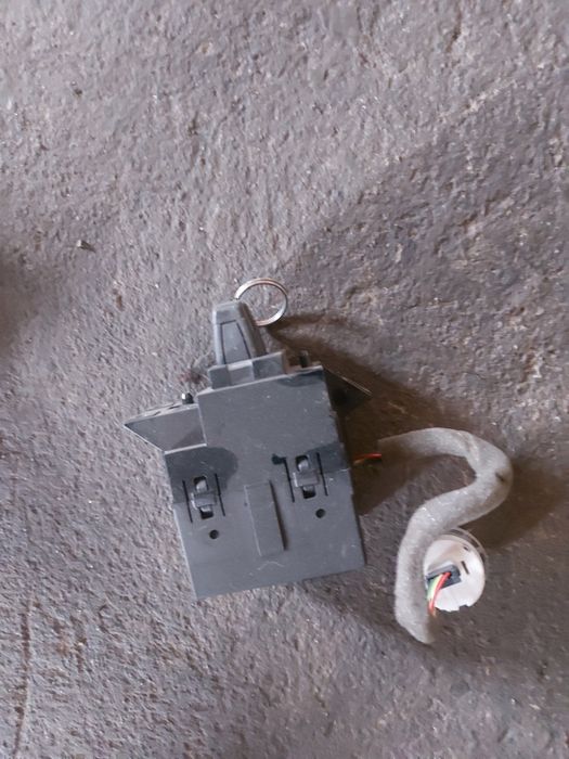 Contact cu cheie Land rover freelander 2