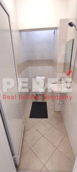 Дава се под наем Тристаен апартамент в Бургас, Център - 90 кв.м за 382.5 € - Снимка #6