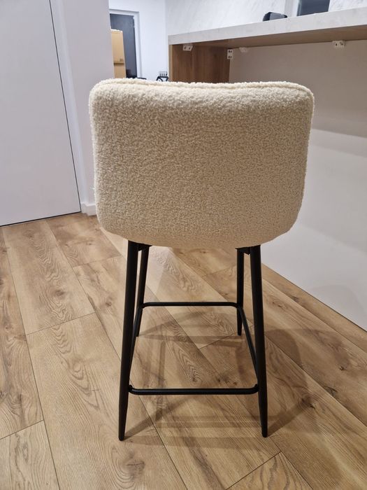 Scaun de bar , insula, bucatarie, living 4 buc.