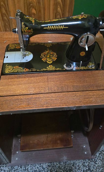 Продавам шевна машина UNION