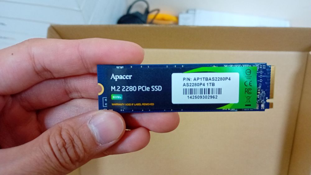 Жесткий диск 1 Тб SSD Apacer новый