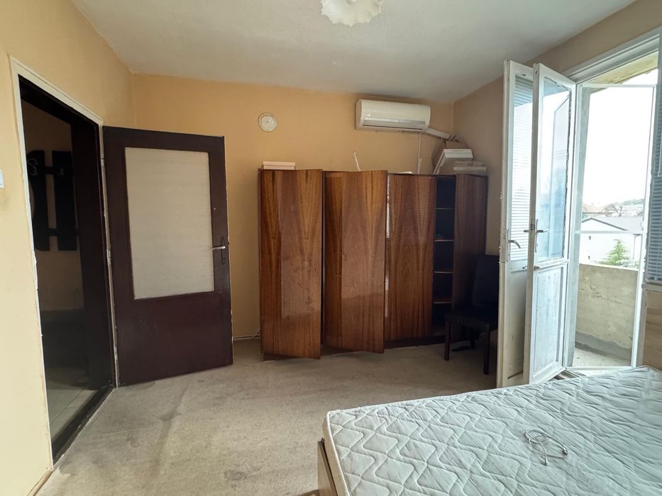 Продава се Етаж от къща в Търговище, Център - 100 кв.м за 1071 €/кв.м - Снимка #4