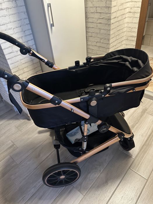 Carucior 2 in 1 in stare buna,utilizat