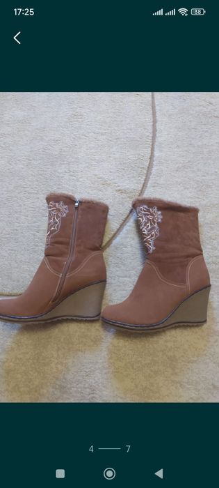 Продам сапоги цена 12000тг.