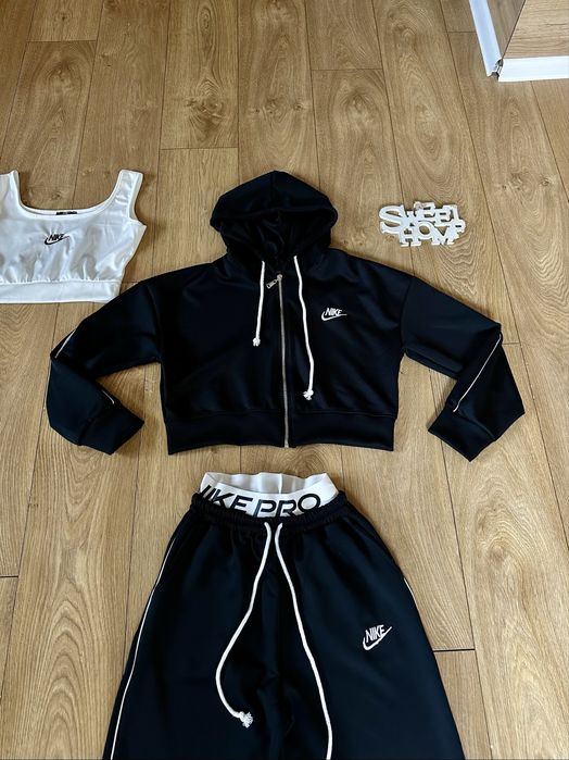 Разкошен ежедневен суперудобен сет 3 части Nke