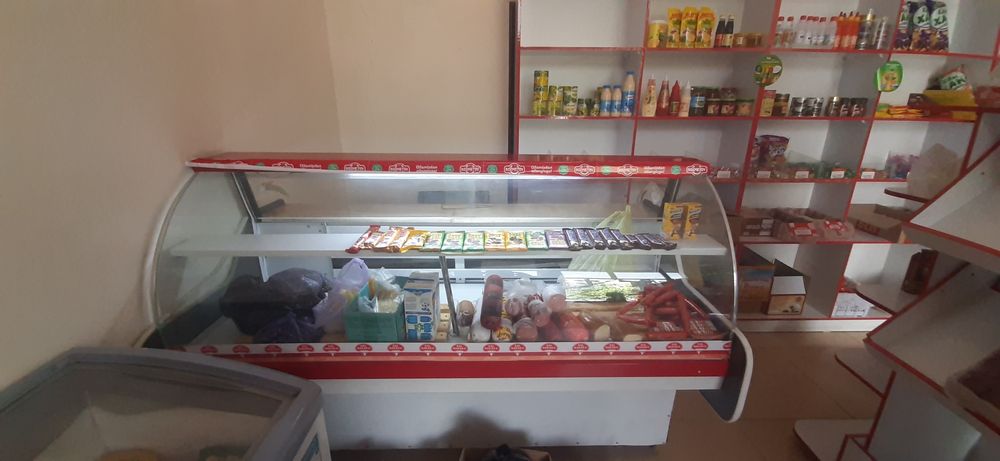 Витрина музлаткич