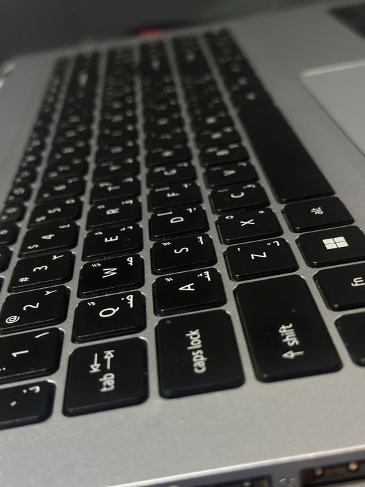 Ноутбук офисный Acer Aspire  AMD Ryzen 7-5700U 16/512GB