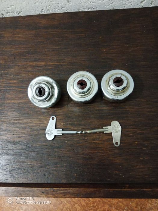 Части за Чз 350 Цени по договаряне!