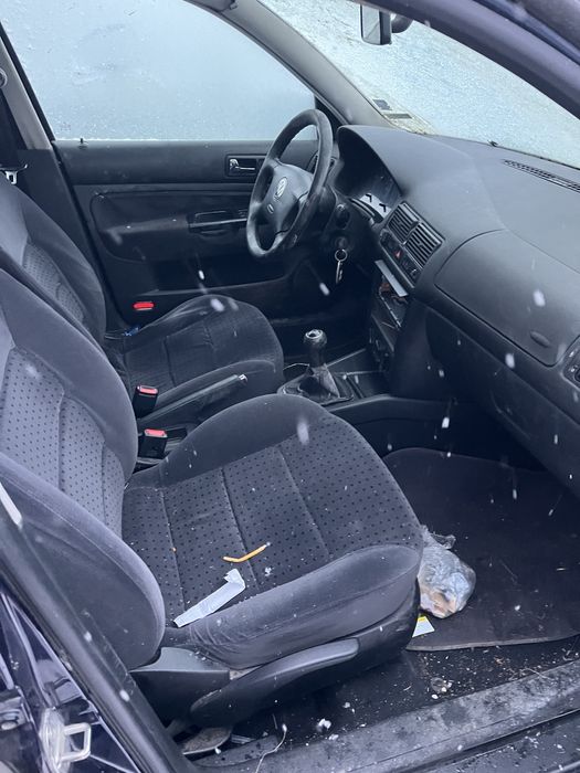 Golf 4 1.6i на части