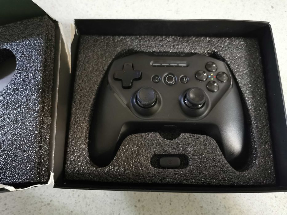 Геймпады, Steelseries Stratus Duo и Sony Dualsense PS5