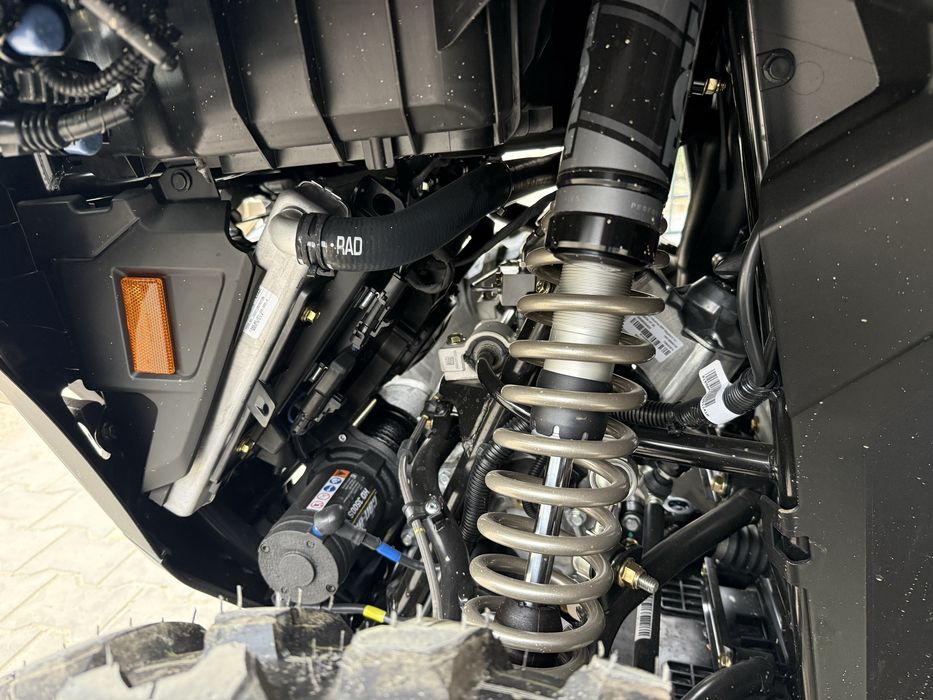 Can Am Outlander 2025 MAX Limited 1000R 1 км