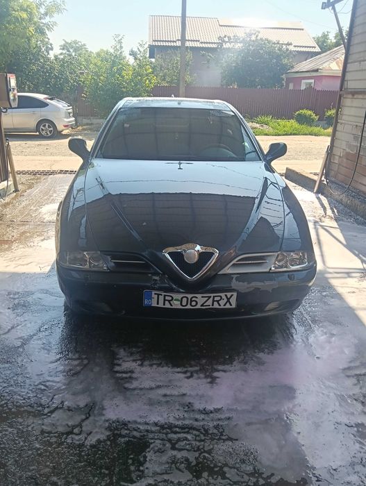 Vând sau schimb  Alfa Romeo 166