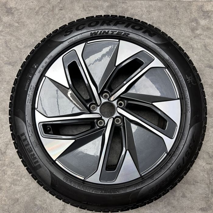 Volkswagen джанти 19 цола ID4/ID5