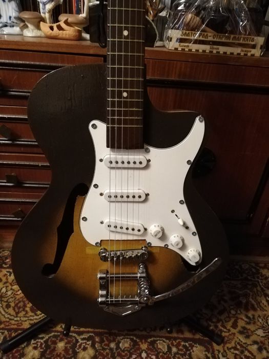 Лютиерска електроакустична китара