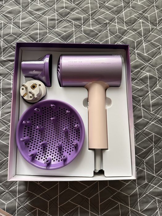 Фен с ионизацией  1800w.