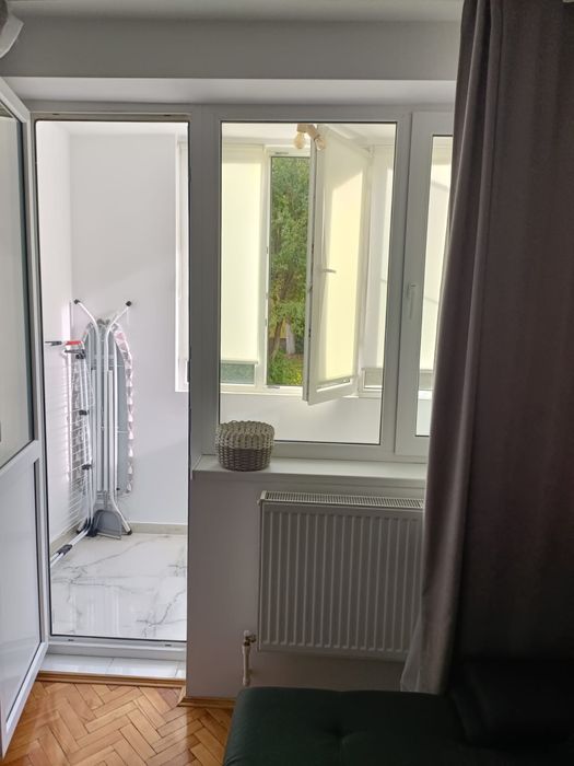 Închiriez apartament în regim hotelier