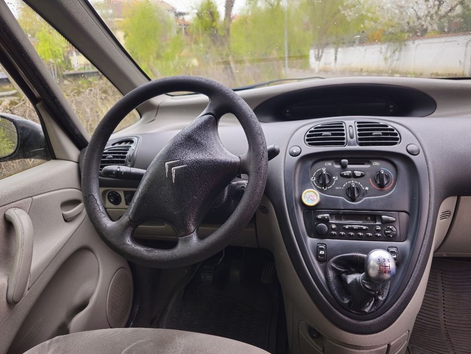 Vând Citroën Xsara Picasso