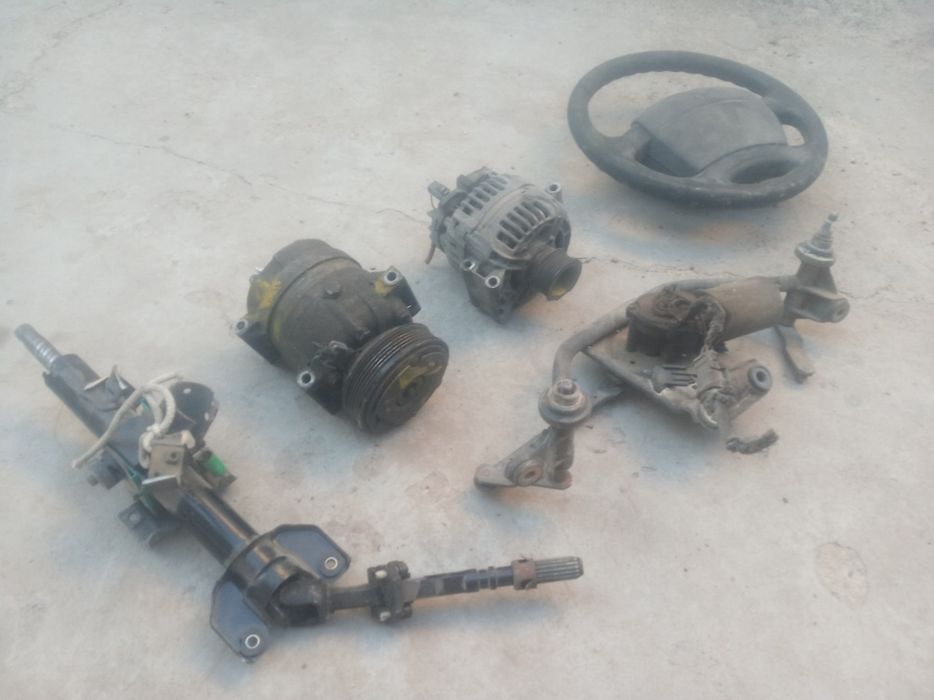 Продам запчасти Рено