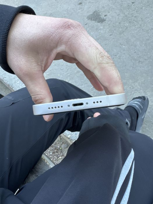 iPhone 13 гарантия бар