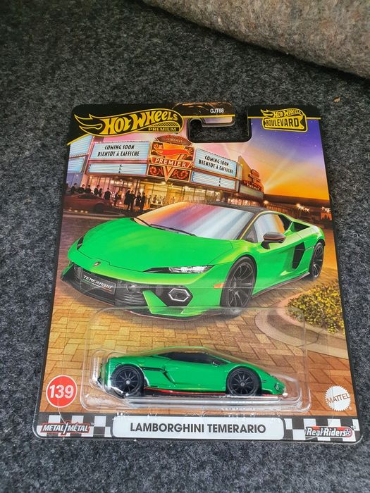 Hot wheels premium