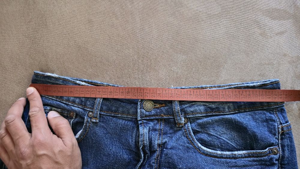 Мъжки дънки Pull & Bear и GAP