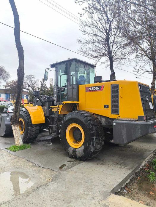 Погрузчики XCMG  (LW500FN-3м3. ZL50GN-3м3.XC958-3.2m3.XC958-3.5m3.)