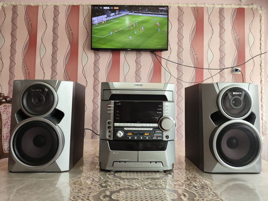 Malaysia Sony orginal muzikalniy sentr sotiladi holati zo‘r