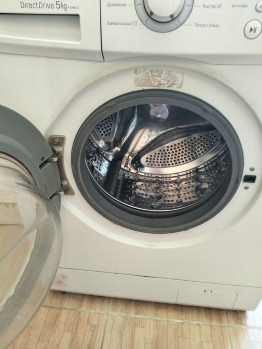 Продам Стиральную машинку LG