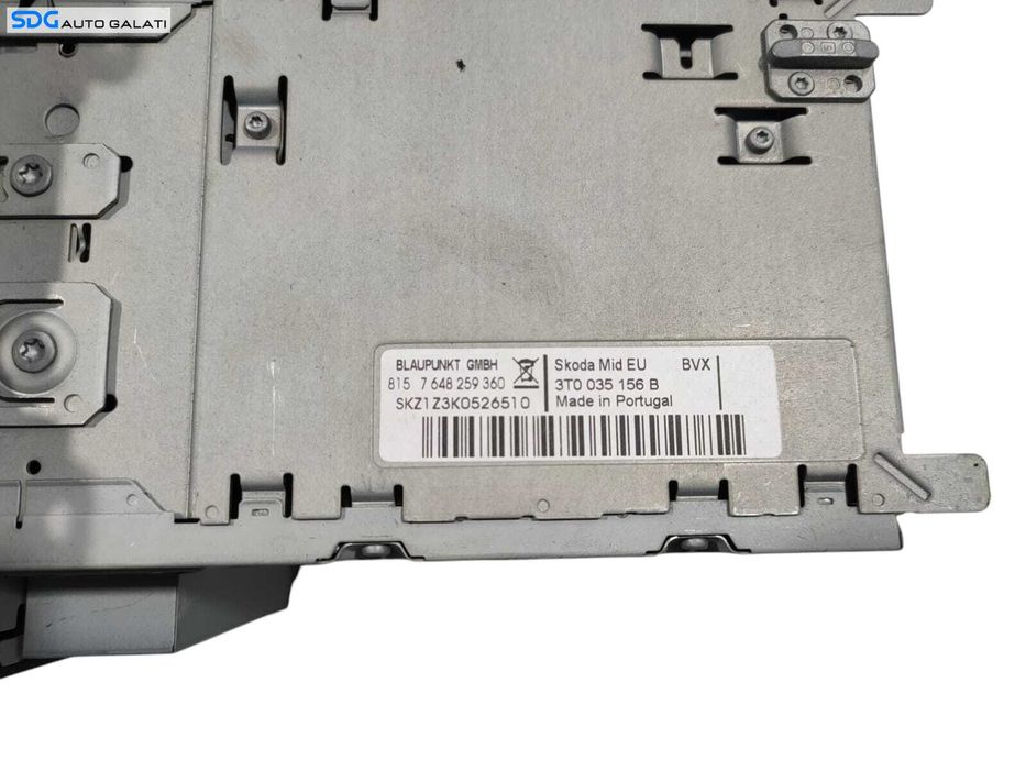 Navigatie Radio CD Player MID EU Skoda Superb 2 2008 - 2013 Cod 3T0035156B 7648259360 [L5142]