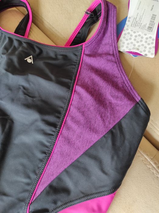 Нов бански костюми на марката Aqua Sphere размер 46/48