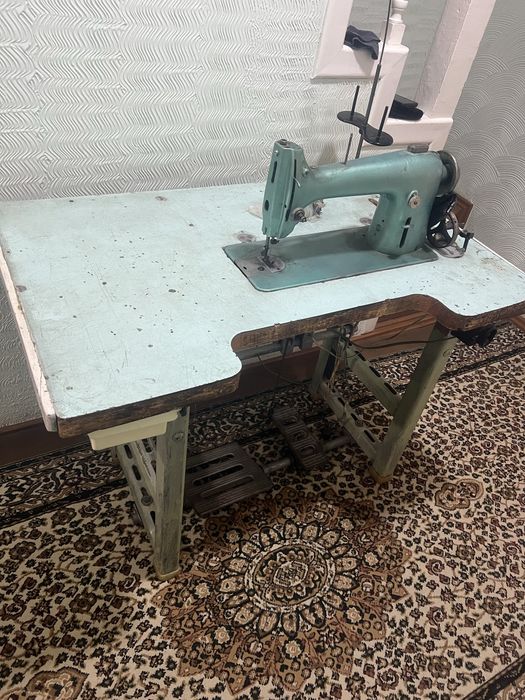 Tikuv mashina sotiladi