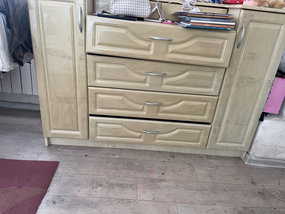 Комод для спальни