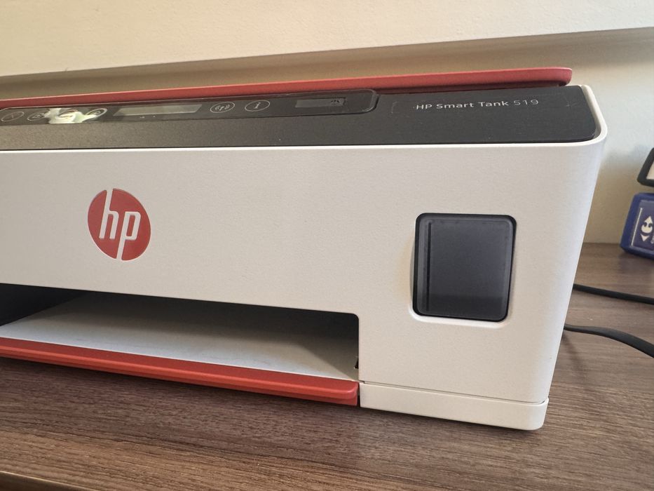 Продавам принтер HP smart tank 519