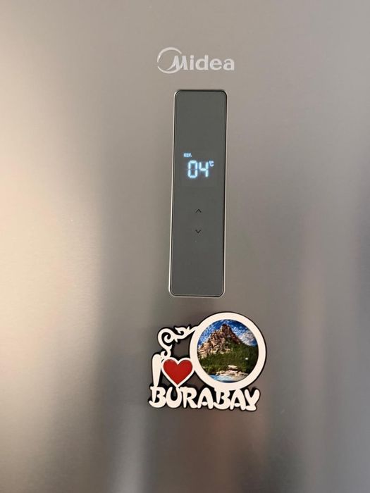 Продам холодильник