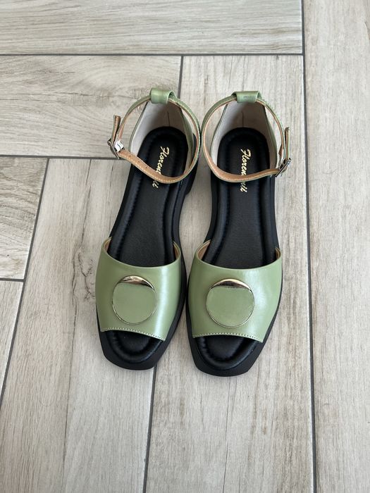 Sandale din piele naturala, marimea 38, verzi, noi