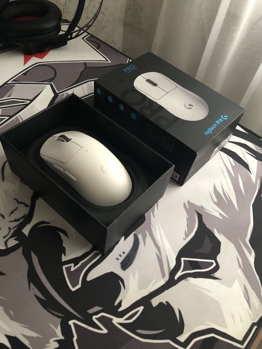 Logitech G Pro Superlight (White)