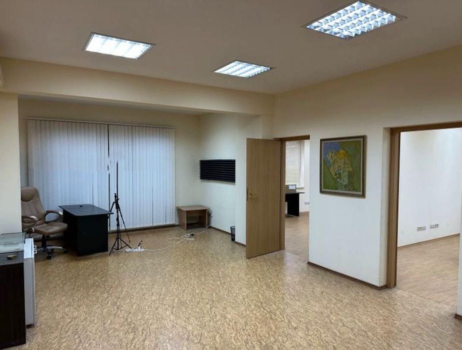 Продава се Четиристаен апартамент в София, Банишора - 166 кв.м за 2169 €/кв.м - Снимка #1