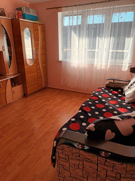 Vand Apartament  Decomandat