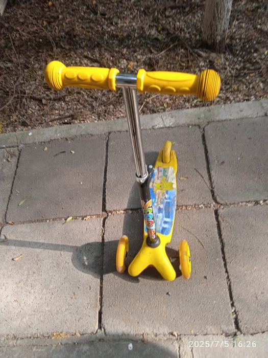 Продам детский самокат