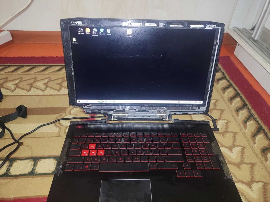 Продам игровой ноут HP Omen i7 7700HQ GTX 1050 2Gb RAM 16Gb SSD 1.5 Tb