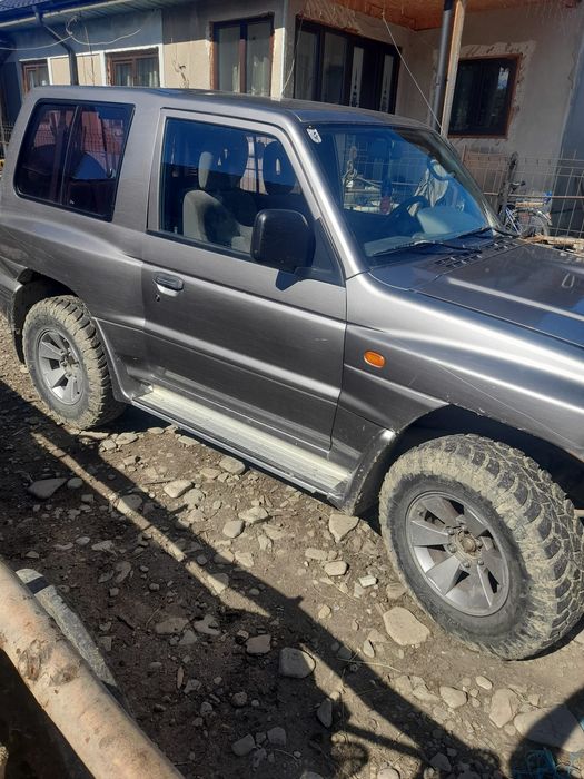 Vând Mitsubishi pajero