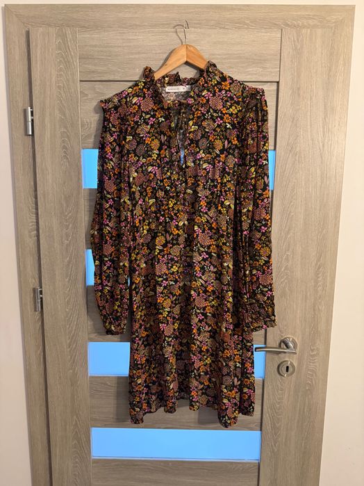 Рокля тип риза с флорални мотиви