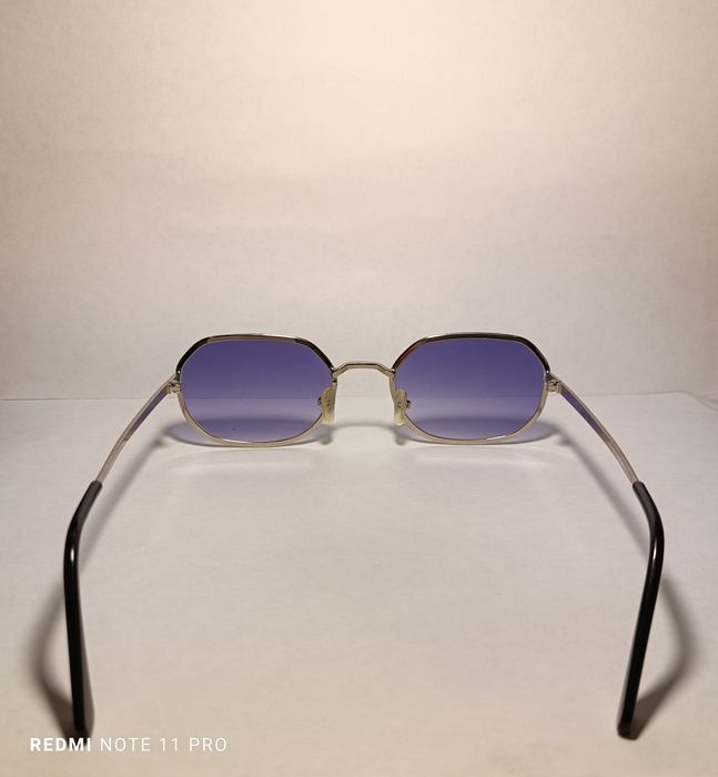 Очки продается..