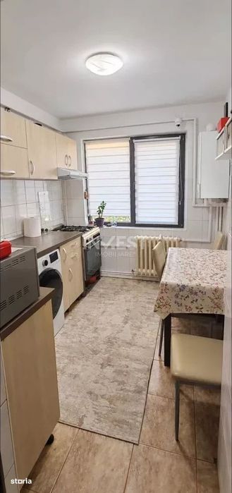 Apartament 2 camere, decomandat, 55 mp, etaj intermediar