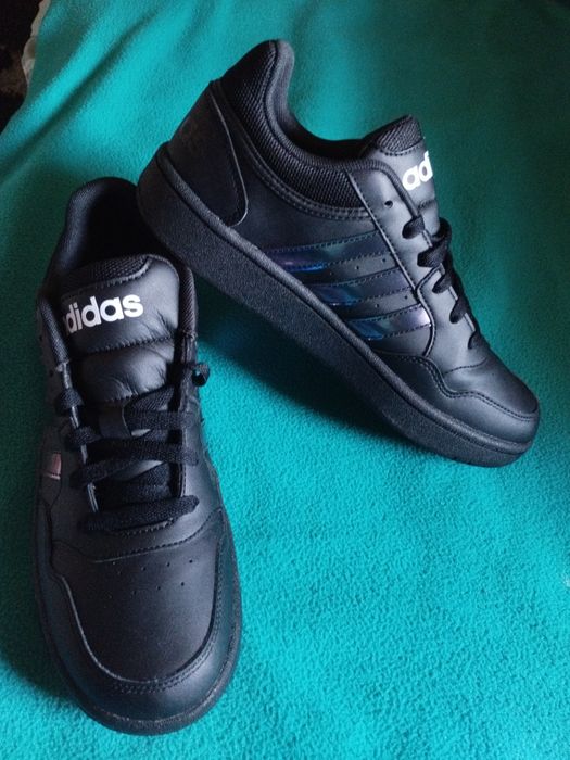 Адидас маратонки