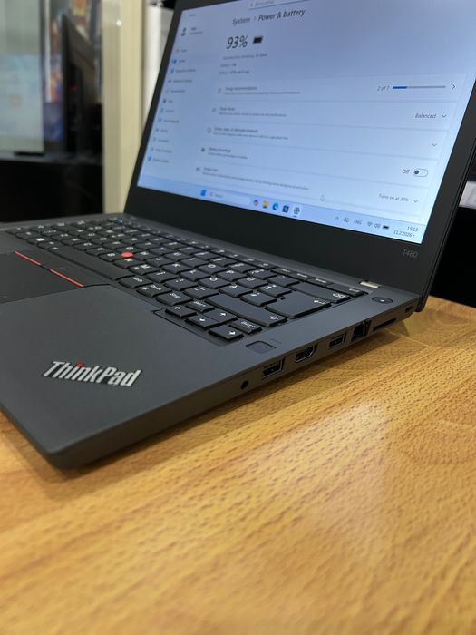 Като нов! Лаптоп Lenovo T480 i7/32GB RAM/1TB SSD, ТЪЧ, 3 мес. гар.!