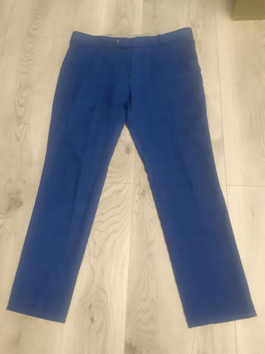 Costum purtat o singura data la o nunta