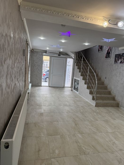 Inchiriez spatiu comercial