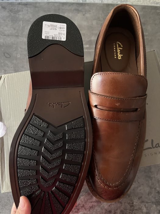 Charm tufli erkaklar Clarks